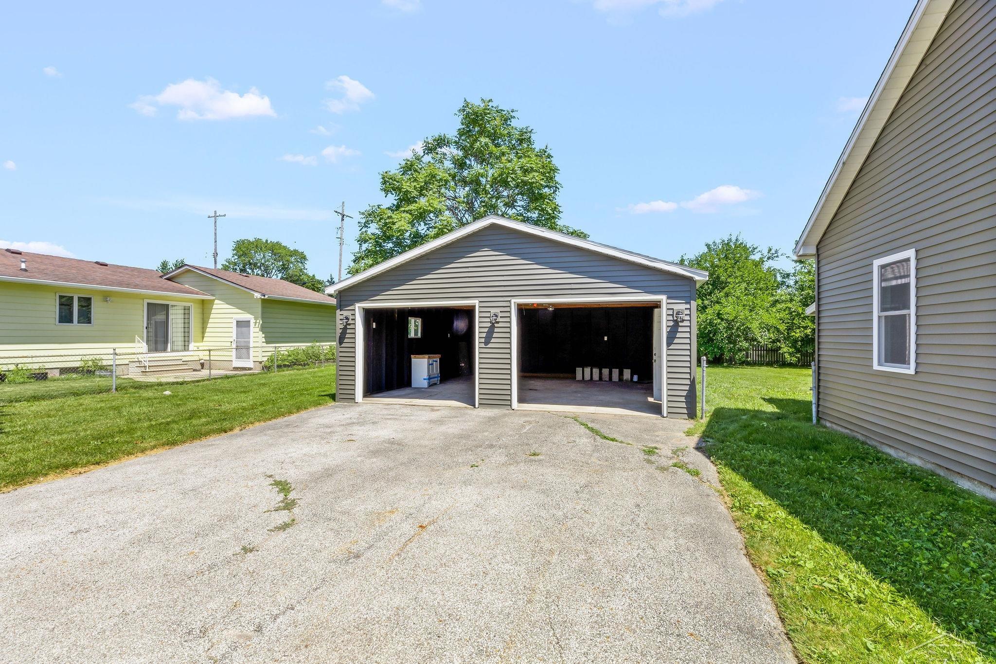 305 Braddock Street Bay City, MI 48708 - Photo 35 of 36