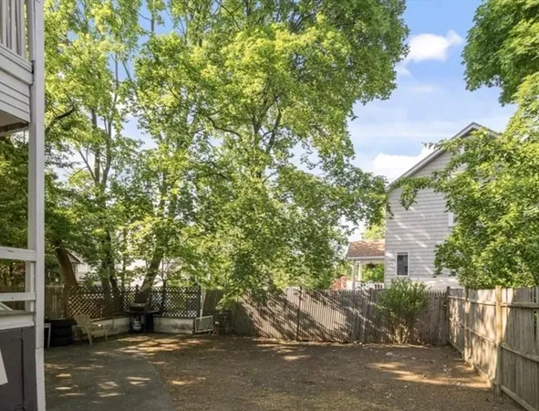 $3,600 | 44 Greenleaf Avenue, Unit 2, Medford, MA 02155