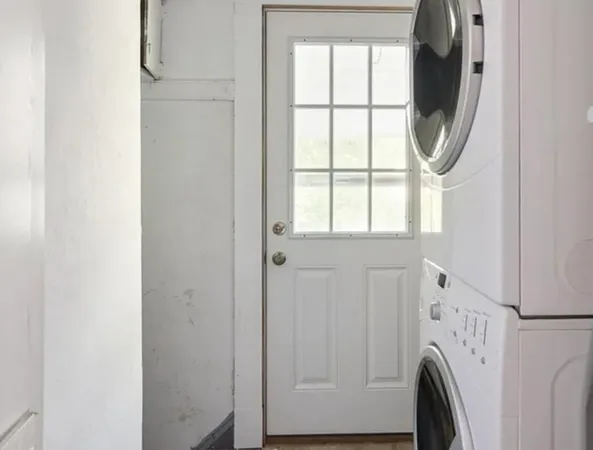 $3,600 | 44 Greenleaf Avenue, Unit 2, Medford, MA 02155