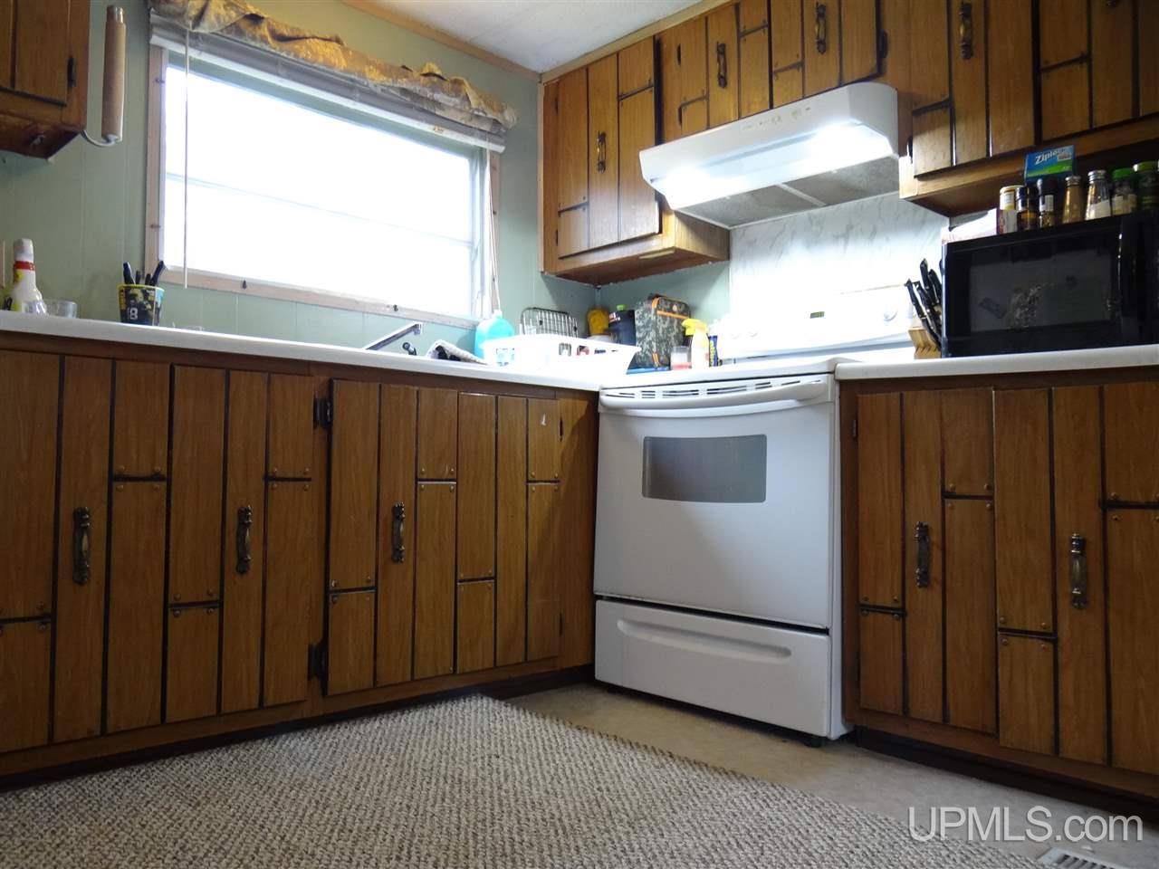 37296 Beck Road Ontonagon, MI 49953 - Photo 3 of 26 Gallery Image 3
