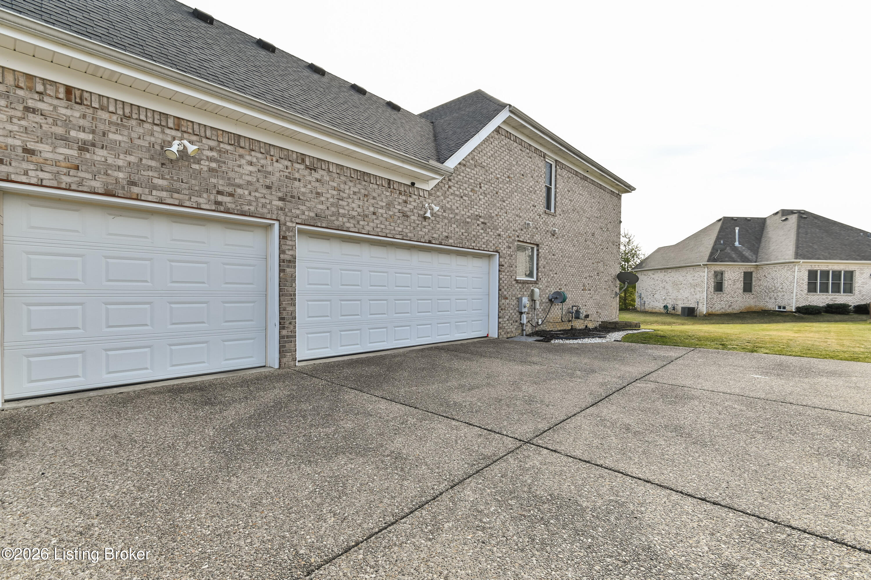 12706 Razor Branch Court Louisville, KY 40299 - Photo 72 of 77 100 20260123-4397