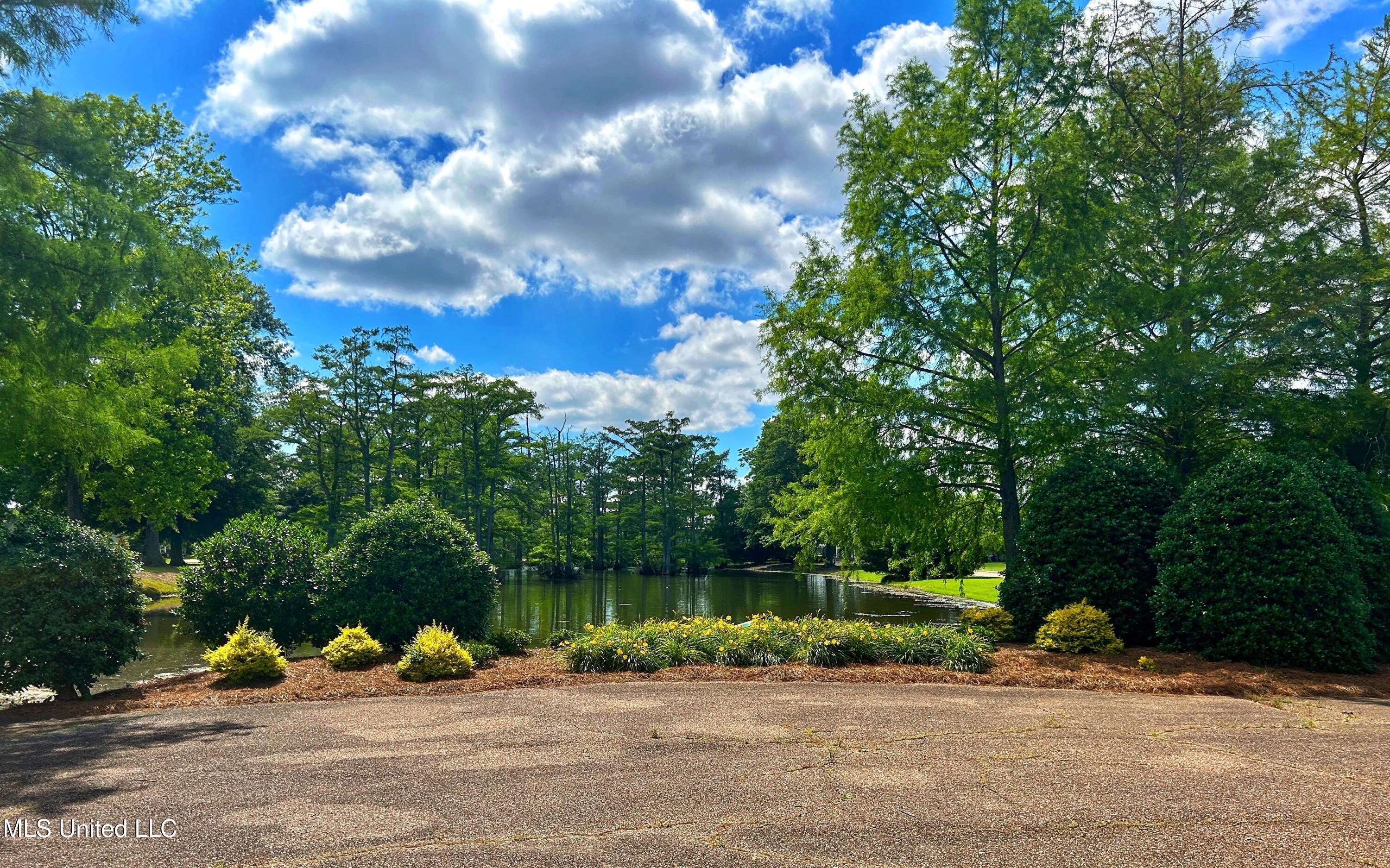 5 Cypress Ridge Drive Clarksdale, MS 38614 - Photo 3 of 13 IMG_5100