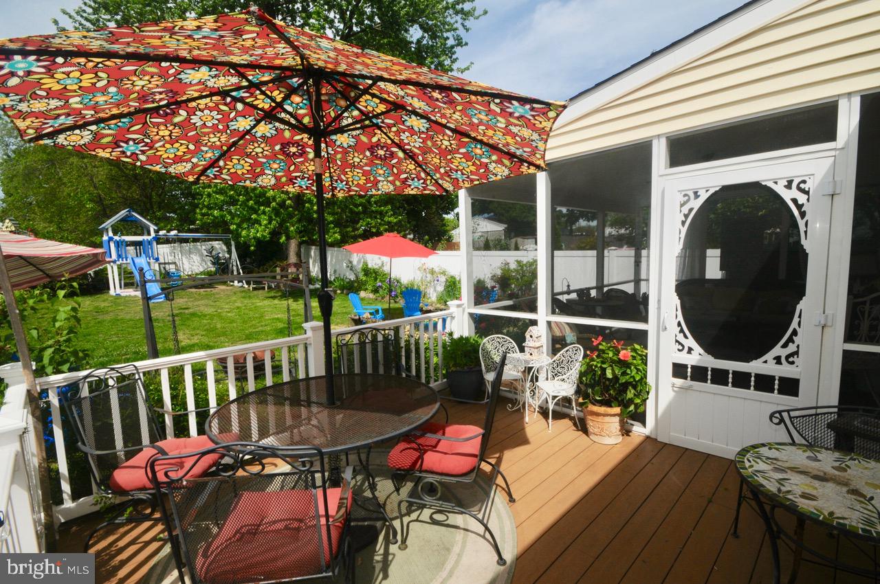 147 Kinsman Road Florence, NJ 08518 - Photo 48 of 60 Deck and Rear Porch