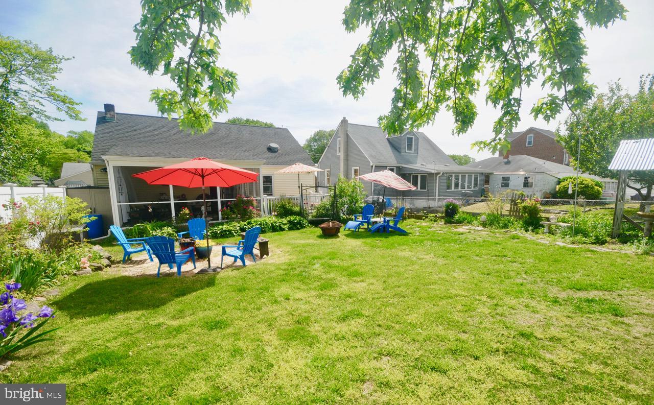 147 Kinsman Road Florence, NJ 08518 - Photo 52 of 60 Back View