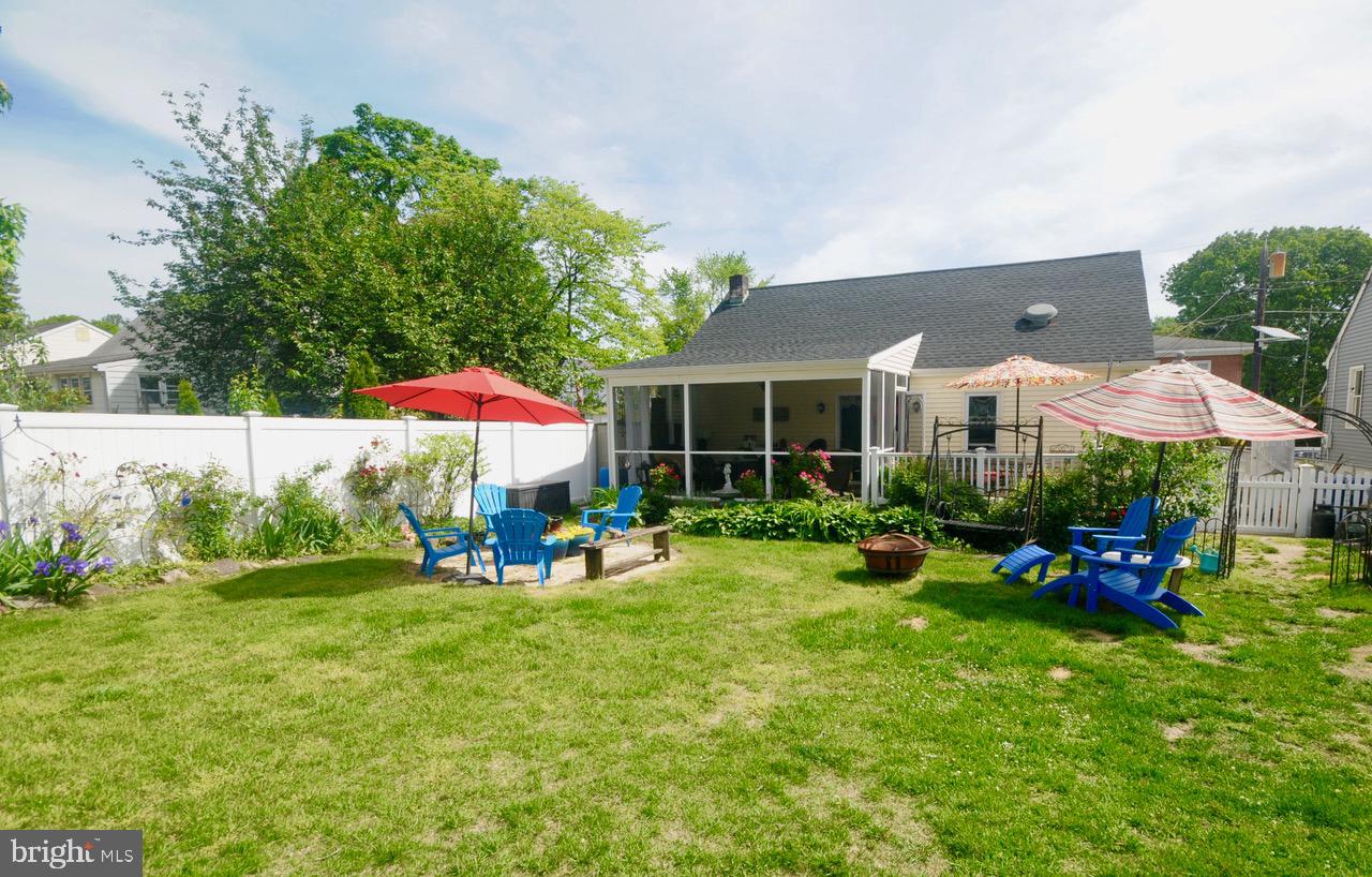 147 Kinsman Road Florence, NJ 08518 - Photo 59 of 60 Back Yard