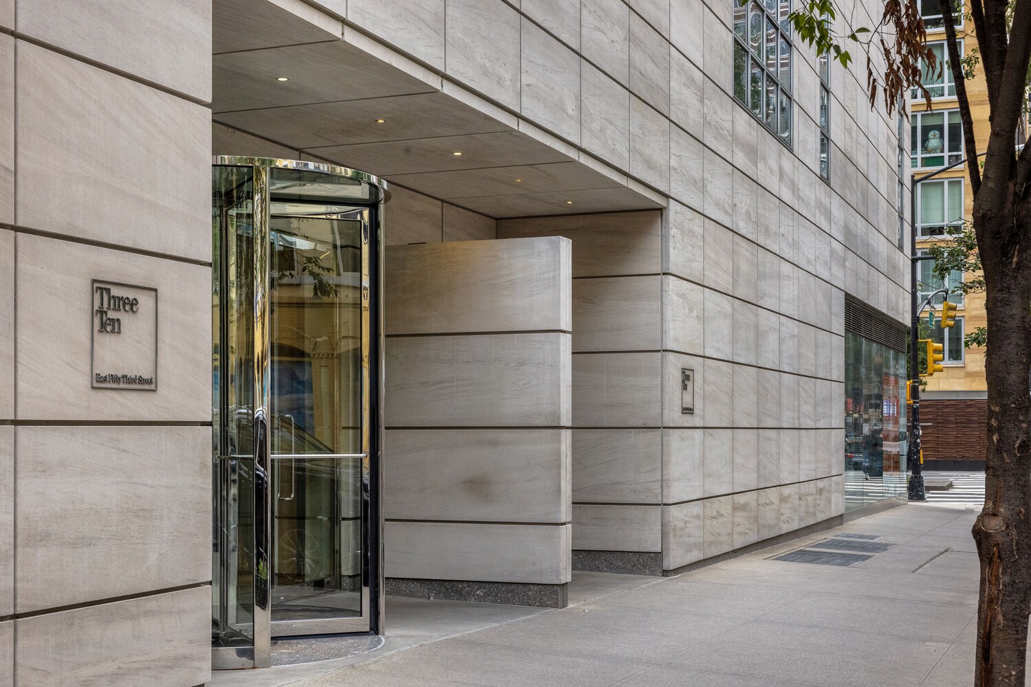 310 East 53rd Street, Unit 27C Manhattan, NY 10022 - Photo 14 of 15