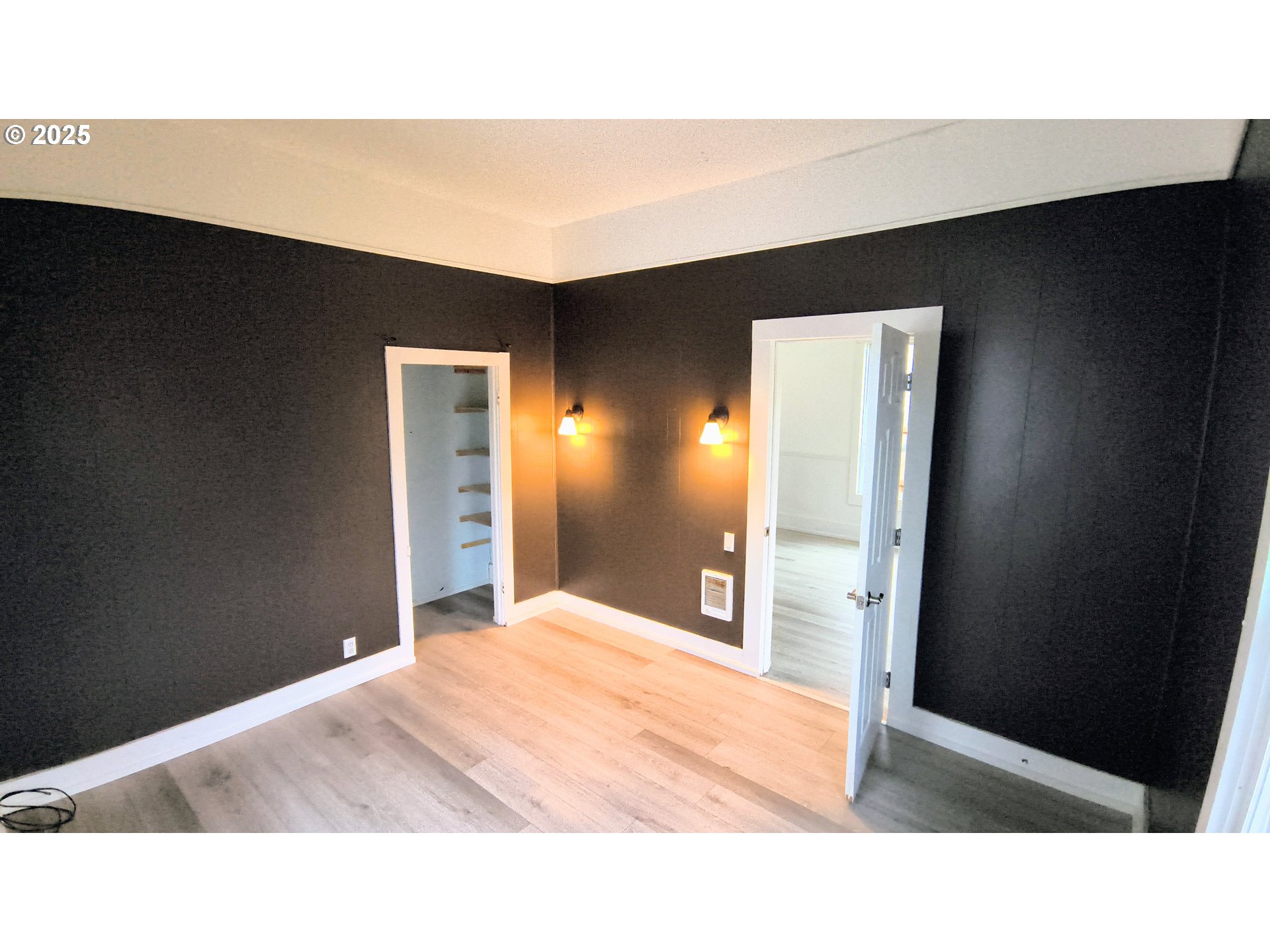 254 North Dean Street Coquille, OR 97423 - Photo 10 of 17