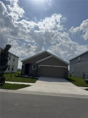 $2,450 | 32909 Osprey Peak Way, San Antonio, FL 33576