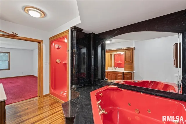 $519,000 | 1610 Wisconsin Street, Le Claire, IA 52753