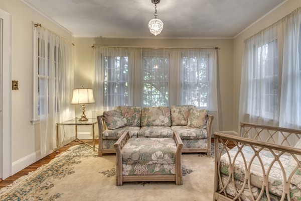 7 Upland Road West Arlington, MA 02474 - Photo 5 of 30 Gallery Image 5
