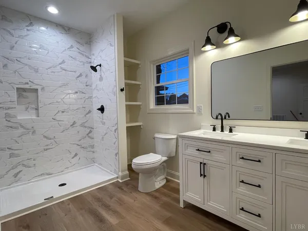 $299,900 | 511 Otey Street, Bedford, VA 24523