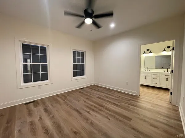 $299,900 | 511 Otey Street, Bedford, VA 24523