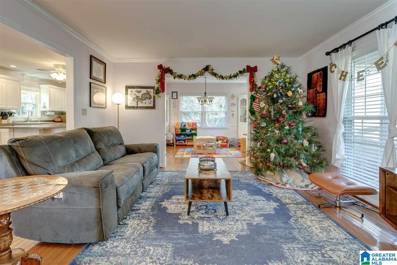 5829 Southhall Road Birmingham, AL 35213 - Photo 6 of 31