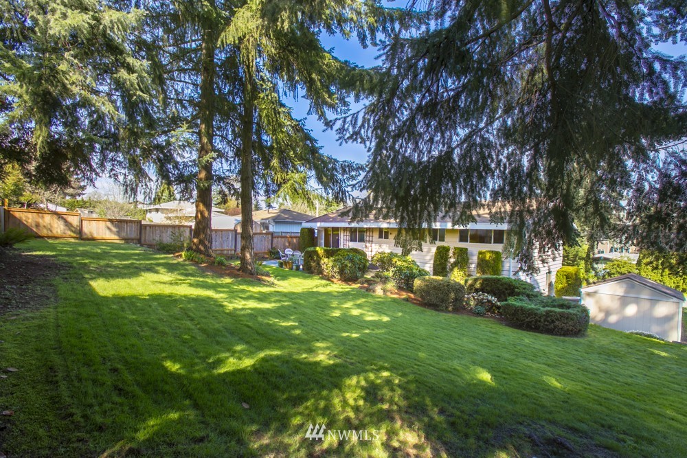 11019 Southeast 186th Street Renton, WA 98055 - Photo 24 of 25