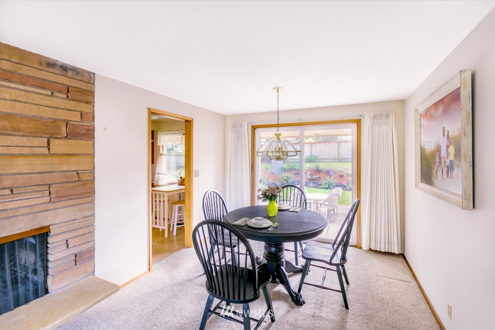 11019 Southeast 186th Street Renton, WA 98055 - Photo 5 of 25