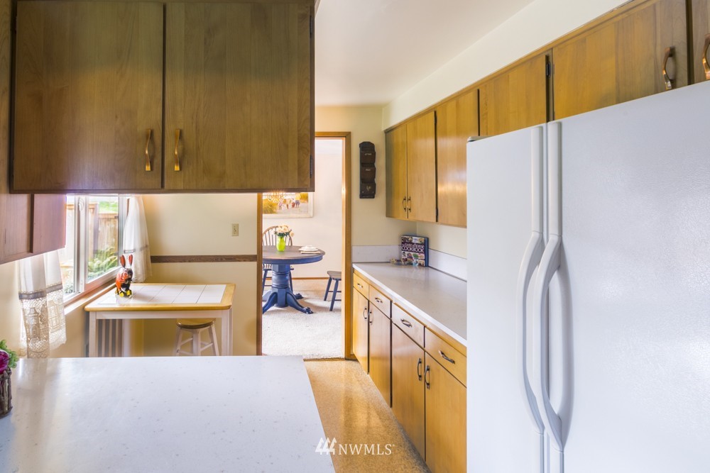 11019 Southeast 186th Street Renton, WA 98055 - Photo 8 of 25