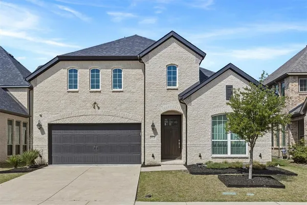 $5,500 | 10720 Canoe Drive, Irving, TX 75019