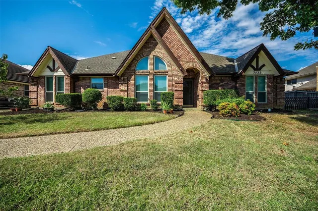$449,900 | 3532 Meadowside Drive, Bedford, TX 76021