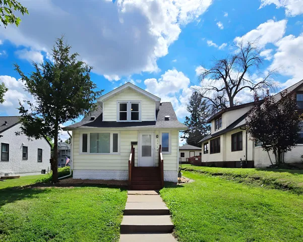 $224,900 | 1764 Bush Avenue, St. Paul, MN 55106
