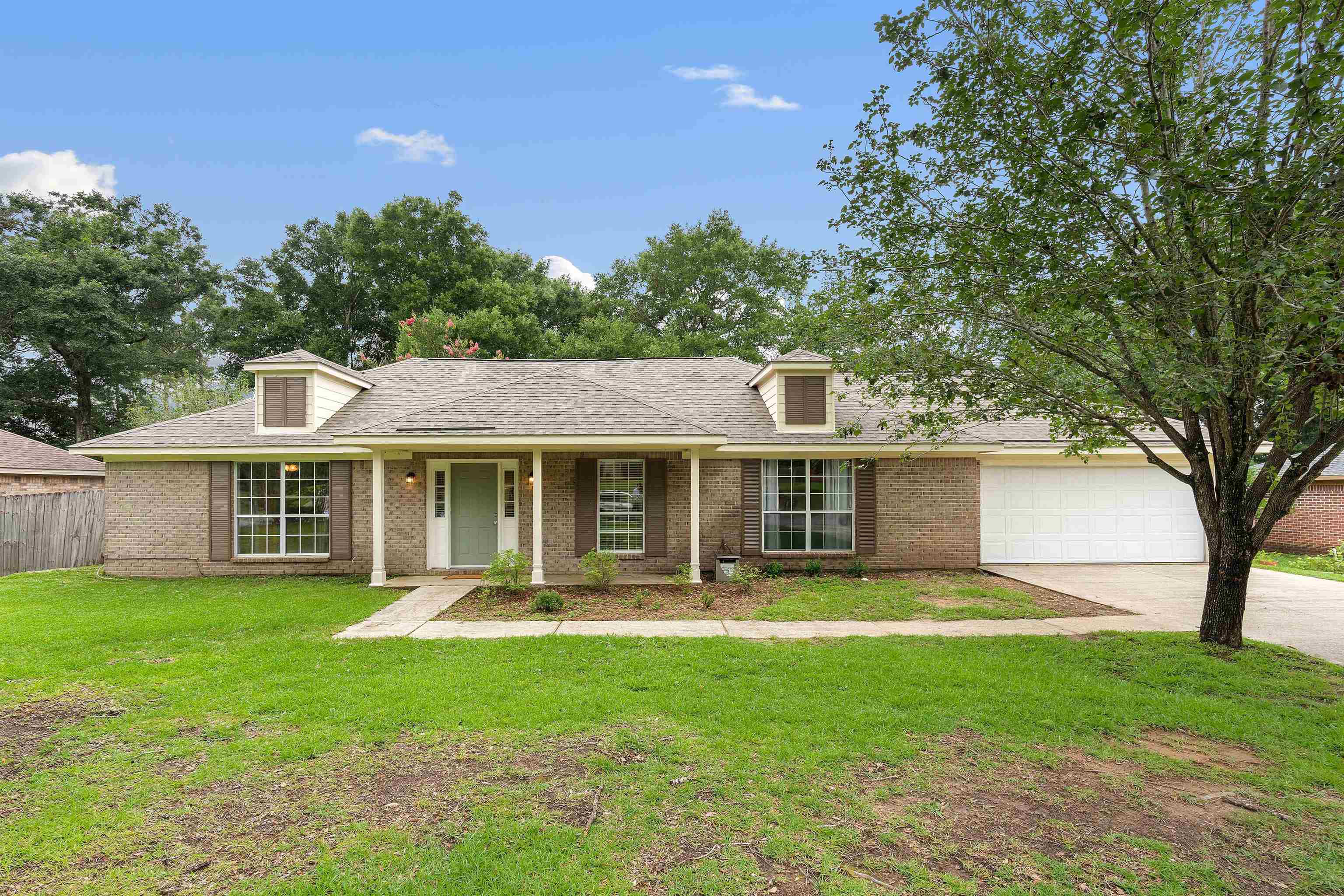 164 Robbins Boulevard Daphne, AL 36526 - Photo 1 of 28 FrontOfStructure