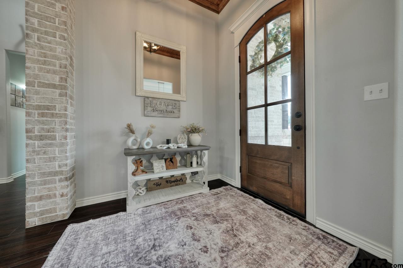 19359 Ridge Point Circle Lindale, TX 75771 - Photo 5 of 47