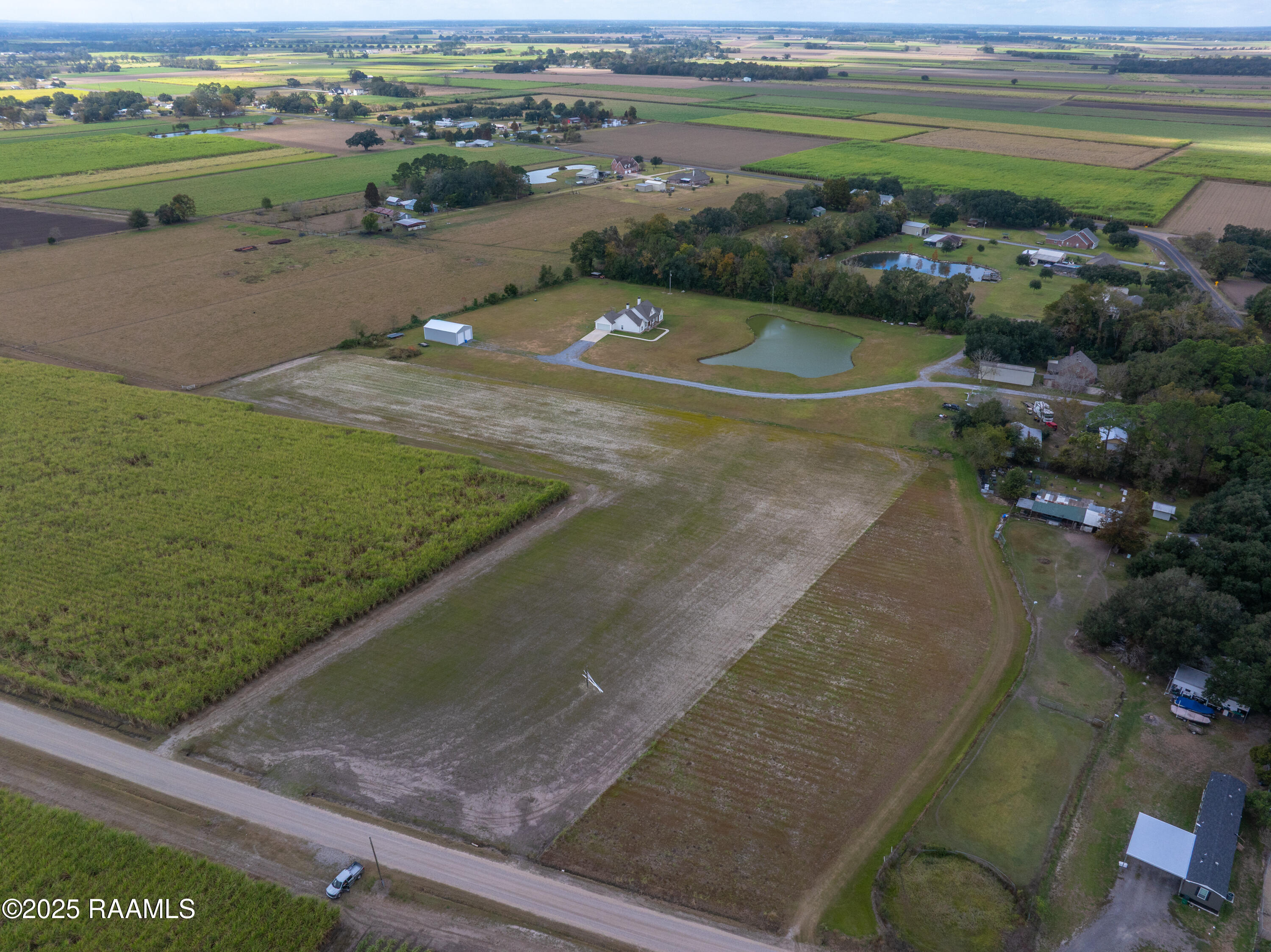 204 Black Road St. Martinville, LA 70582 - Photo 4 of 13 204Black-2