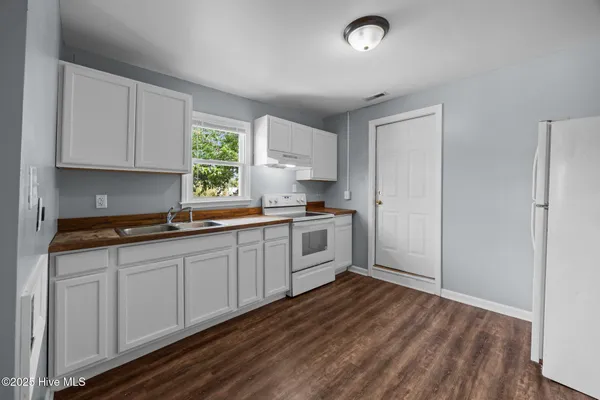 $1,100 | 514 3rd Avenue, Unit B, New Bern, NC 28560