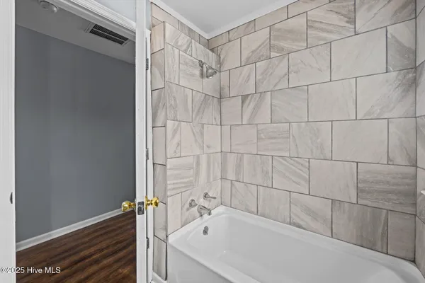 $1,100 | 514 3rd Avenue, Unit B, New Bern, NC 28560