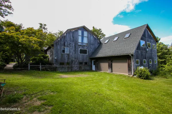 $438,500 | 14 S Road, Heath, MA 01346