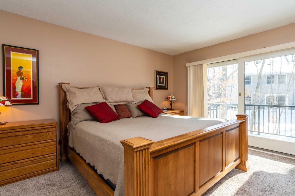 8773 Basswood Road Eden Prairie, MN 55344 - Photo 13 of 24 Gallery Image 13