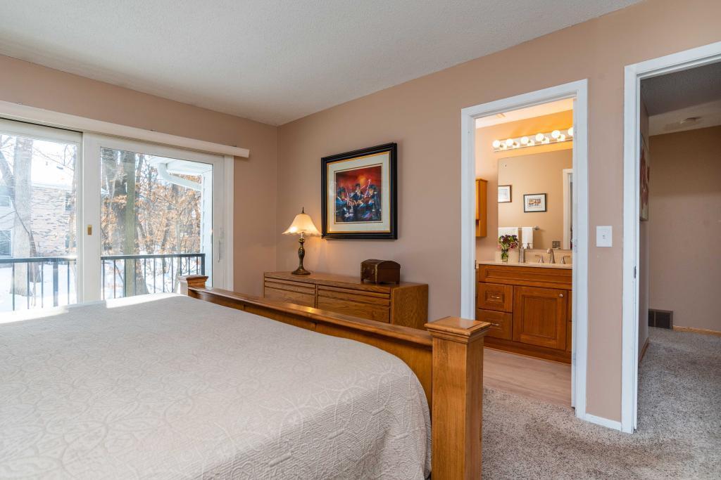 8773 Basswood Road Eden Prairie, MN 55344 - Photo 14 of 24 Gallery Image 14
