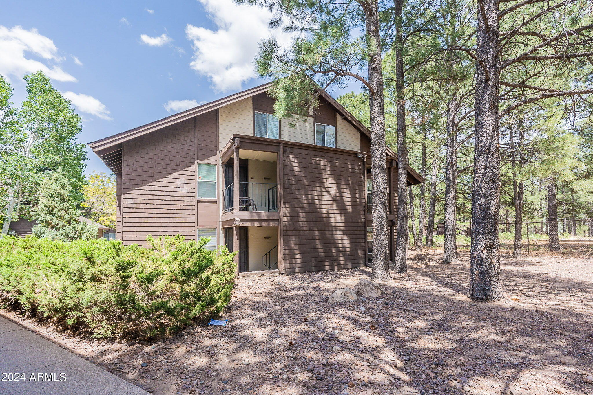 1200 South Riordan Ranch Street, Unit 21 Flagstaff, AZ 86001 - Photo 1 of 35 35-web-or-mls-Riordan Ranch-35