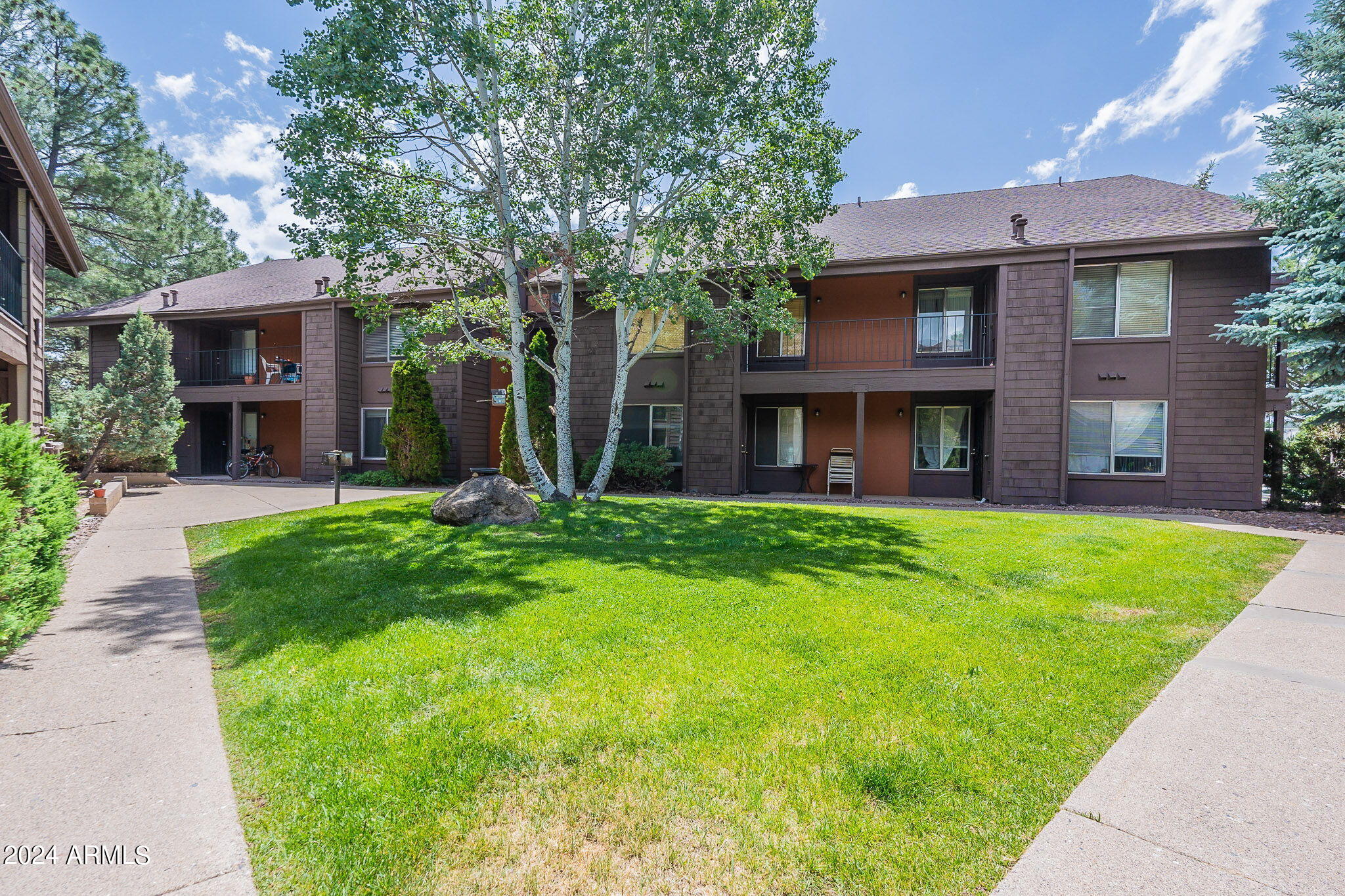 1200 South Riordan Ranch Street, Unit 21 Flagstaff, AZ 86001 - Photo 4 of 35 9-web-or-mls-Riordan Ranch-9