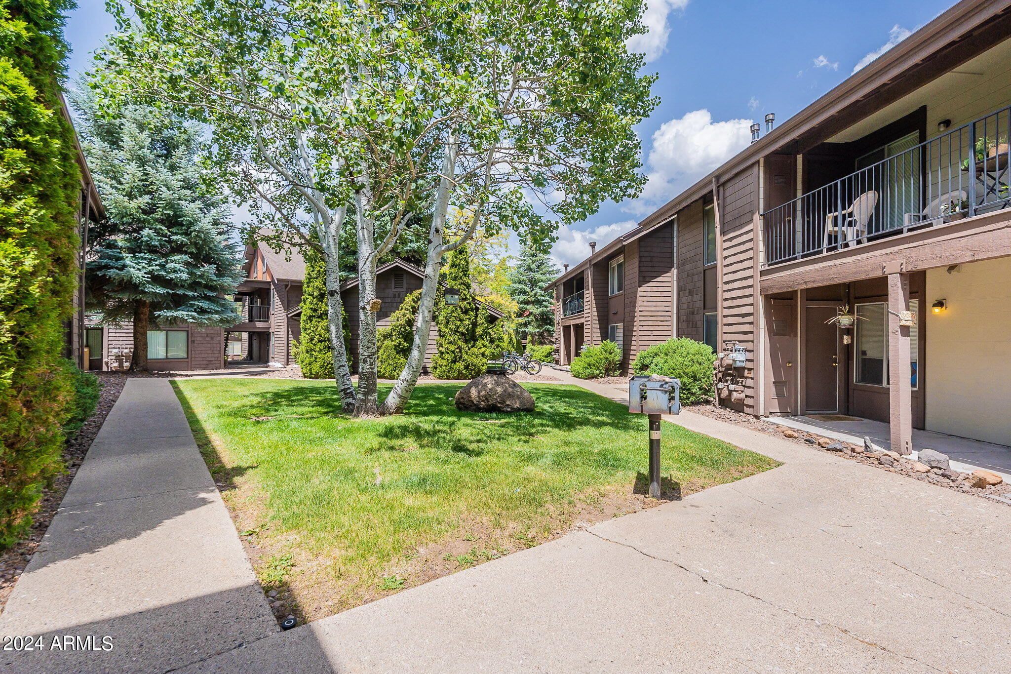 1200 South Riordan Ranch Street, Unit 21 Flagstaff, AZ 86001 - Photo 5 of 35 7-web-or-mls-Riordan Ranch-7