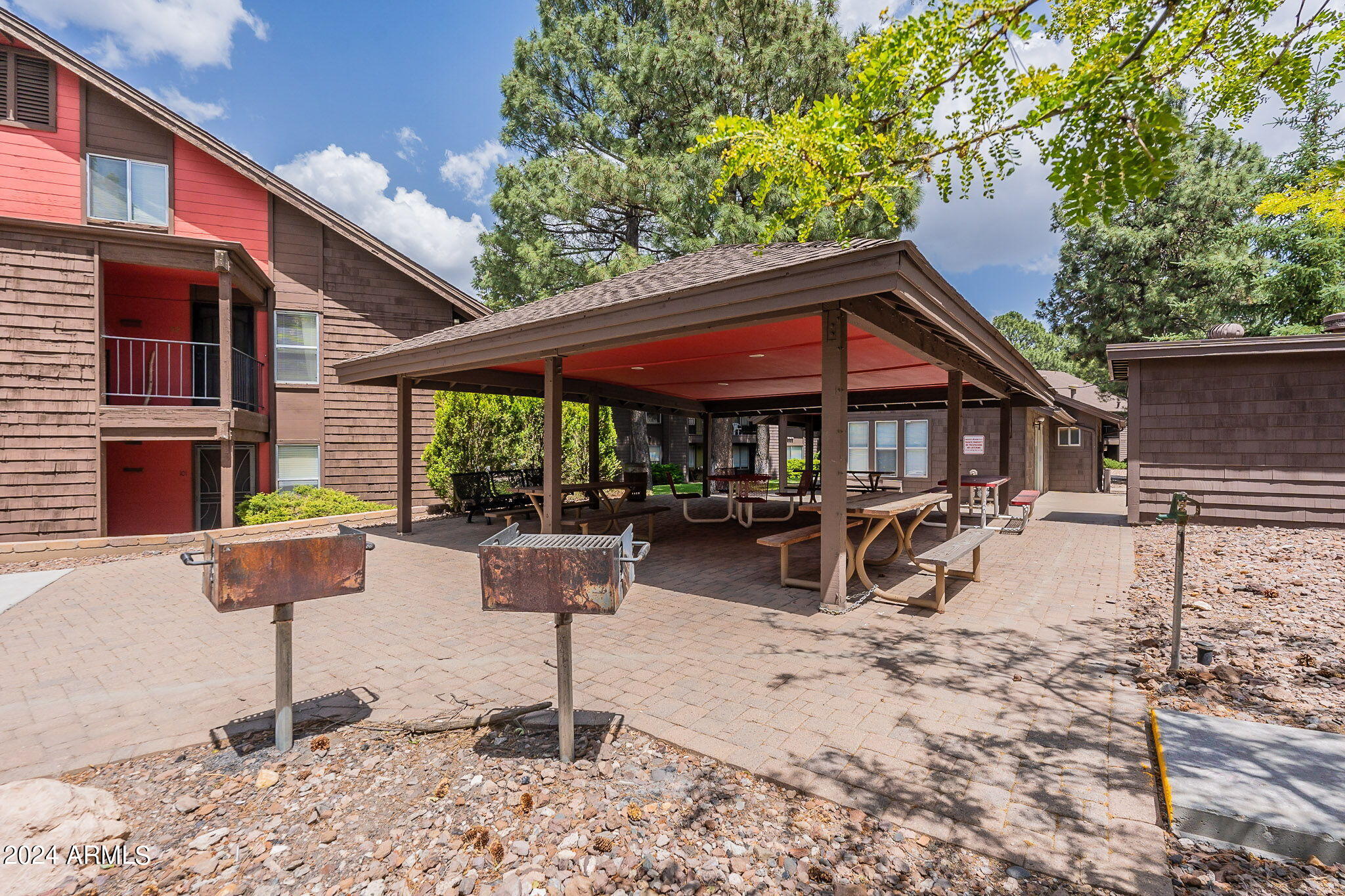 1200 South Riordan Ranch Street, Unit 21 Flagstaff, AZ 86001 - Photo 7 of 35 4-web-or-mls-Riordan Ranch-4