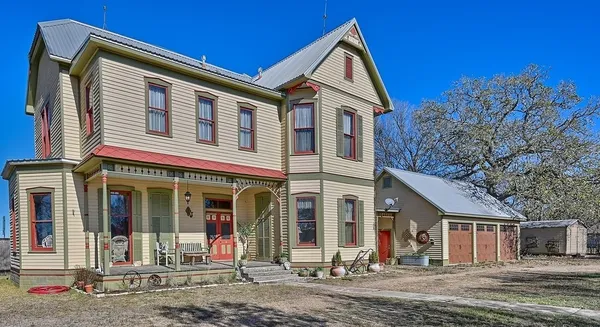 $550,000 | 1 Bednar Lane, La Grange, TX 78945