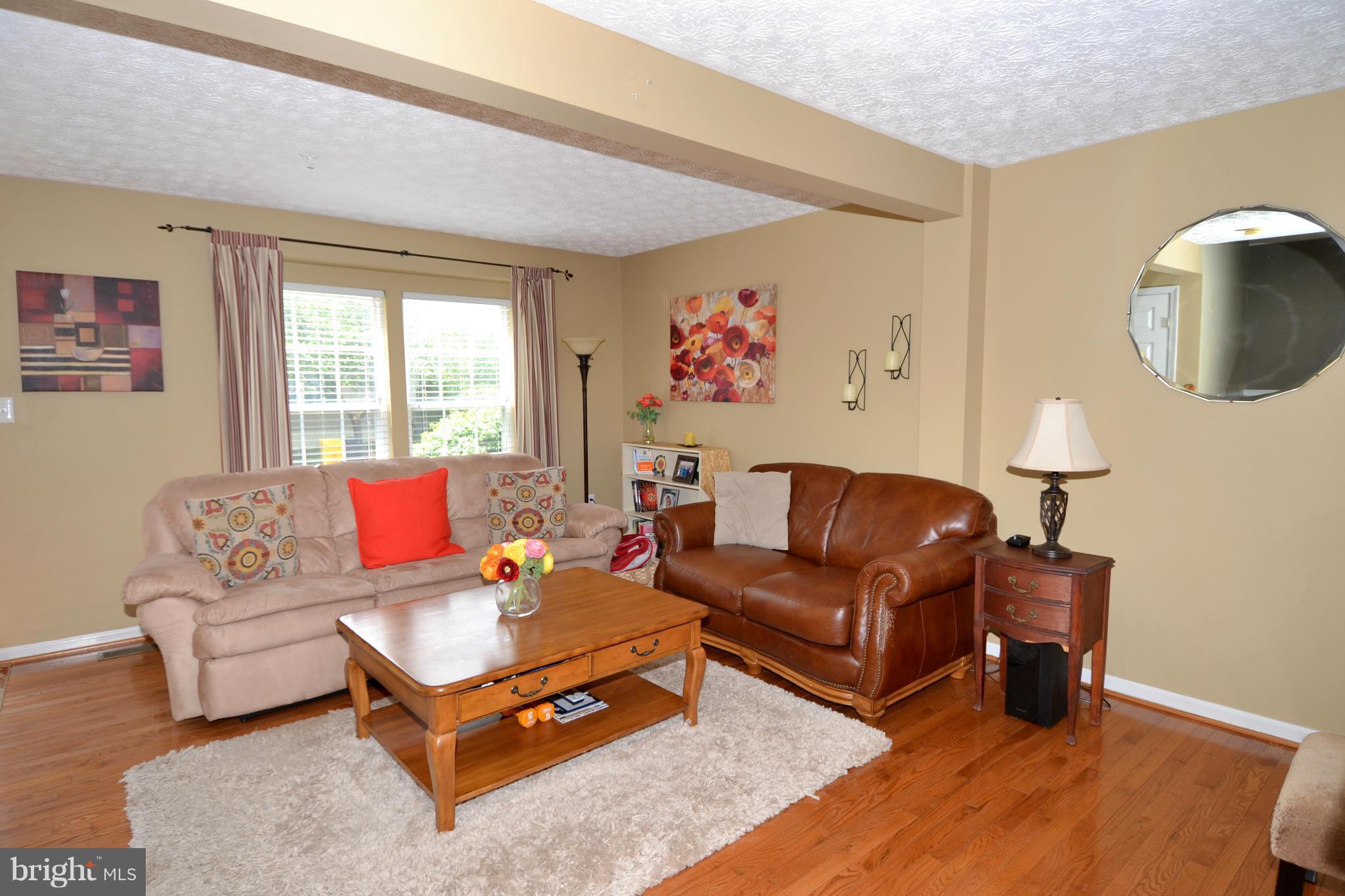 2524 Summers Ridge Drive Odenton, MD 21113 - Photo 2 of 30 Living Room