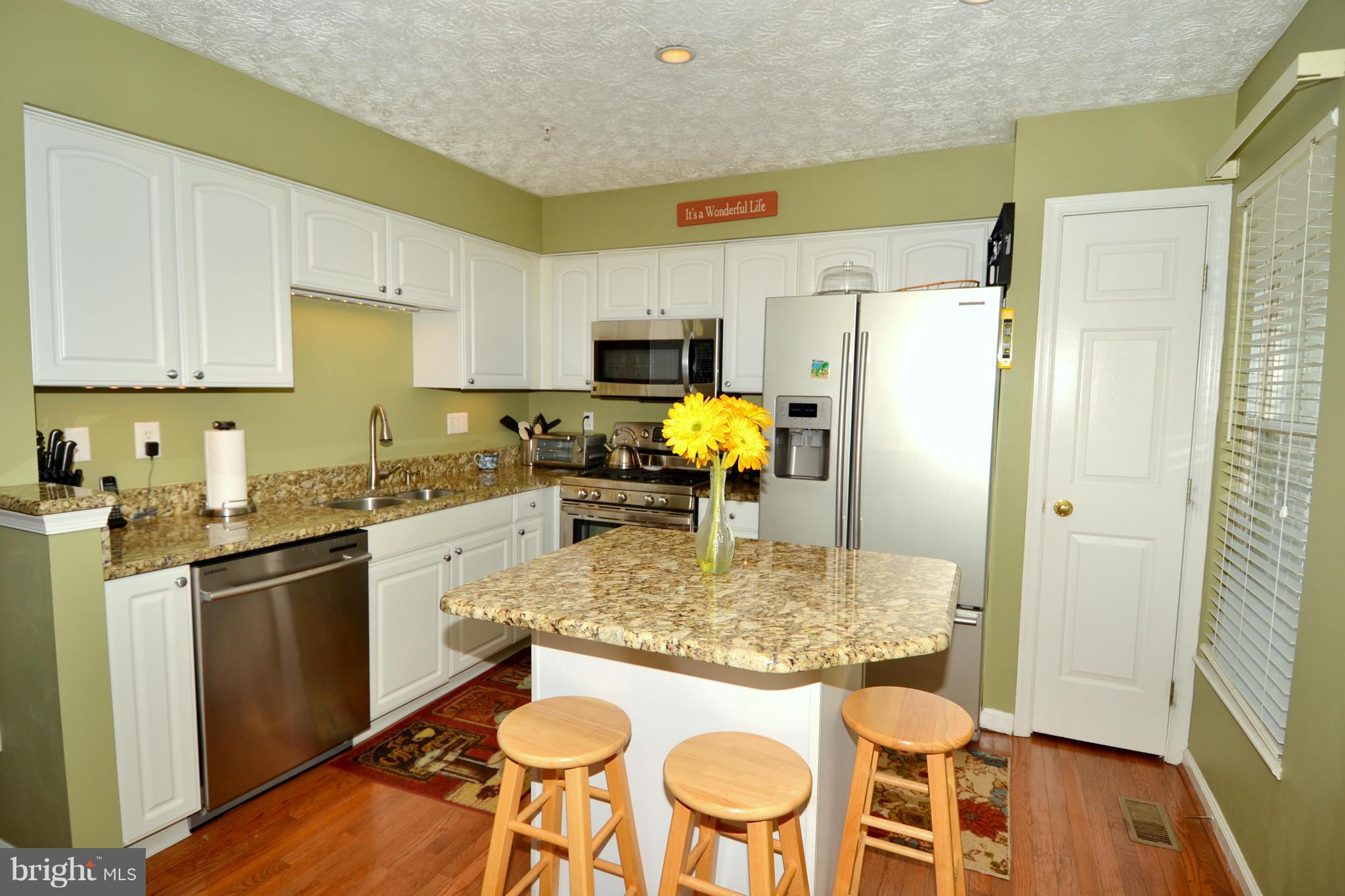 2524 Summers Ridge Drive Odenton, MD 21113 - Photo 4 of 30 Kitchen