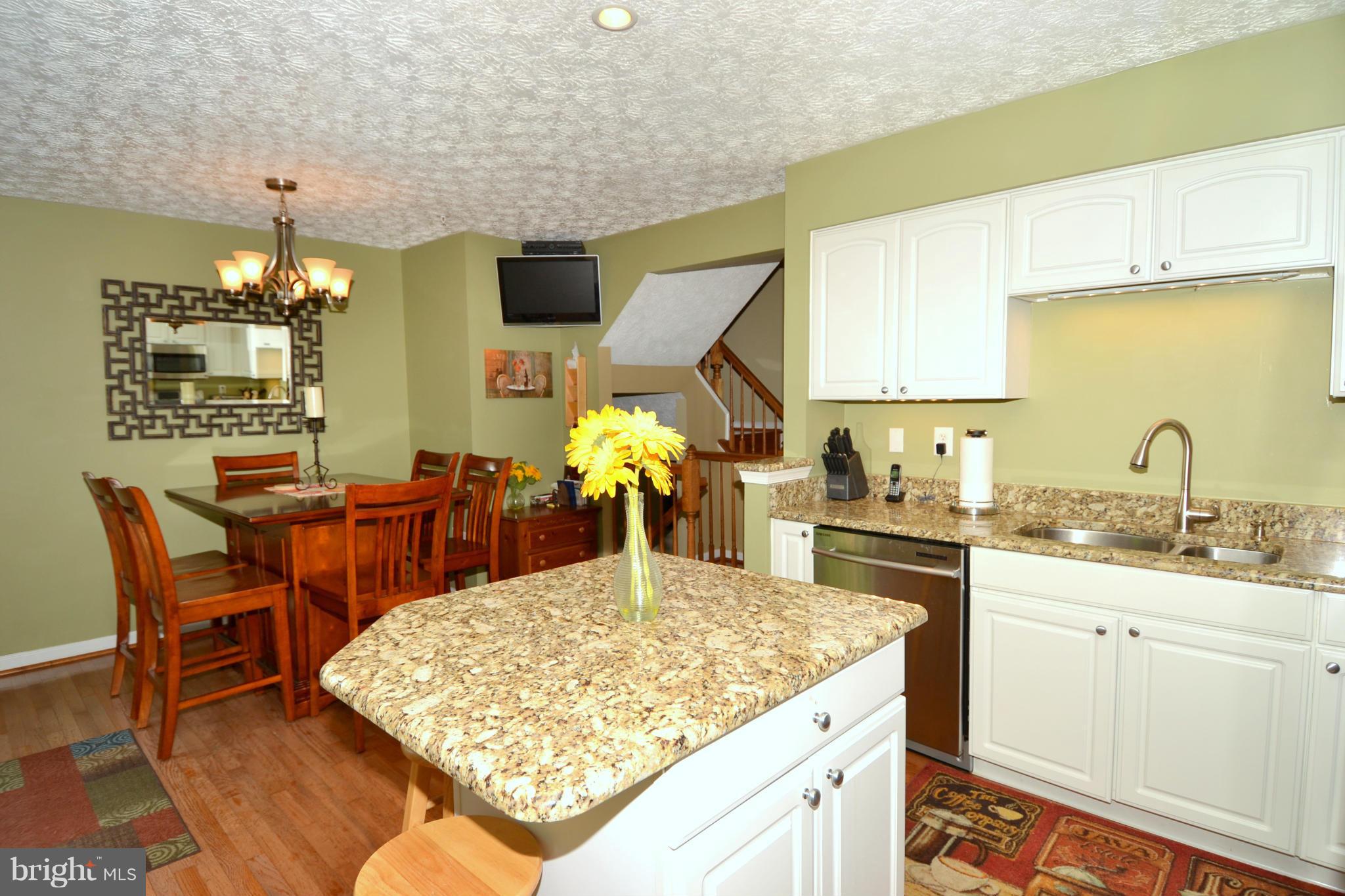 2524 Summers Ridge Drive Odenton, MD 21113 - Photo 6 of 30 Kitchen