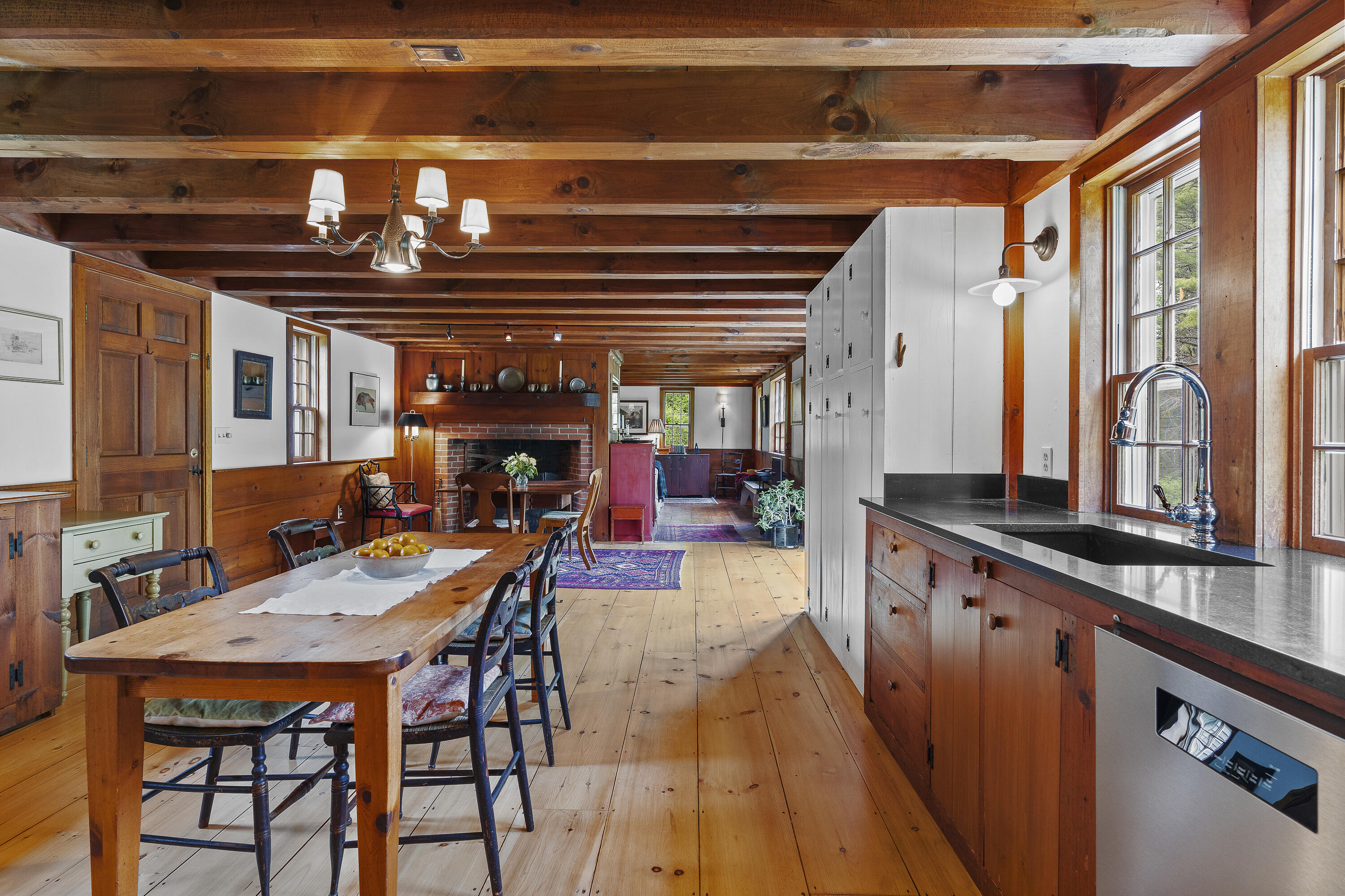 468 Bristol Road Bristol, ME 04539 - Photo 10 of 45 468 Bristol Rd, Bristal, ME-Interior-10