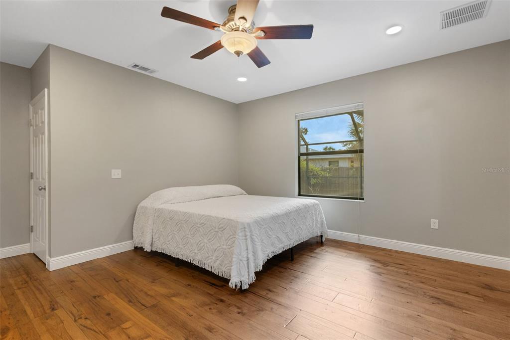 1357 Le Pera Road Englewood, FL 34223 - Photo 76 of 95 Gallery Image 76