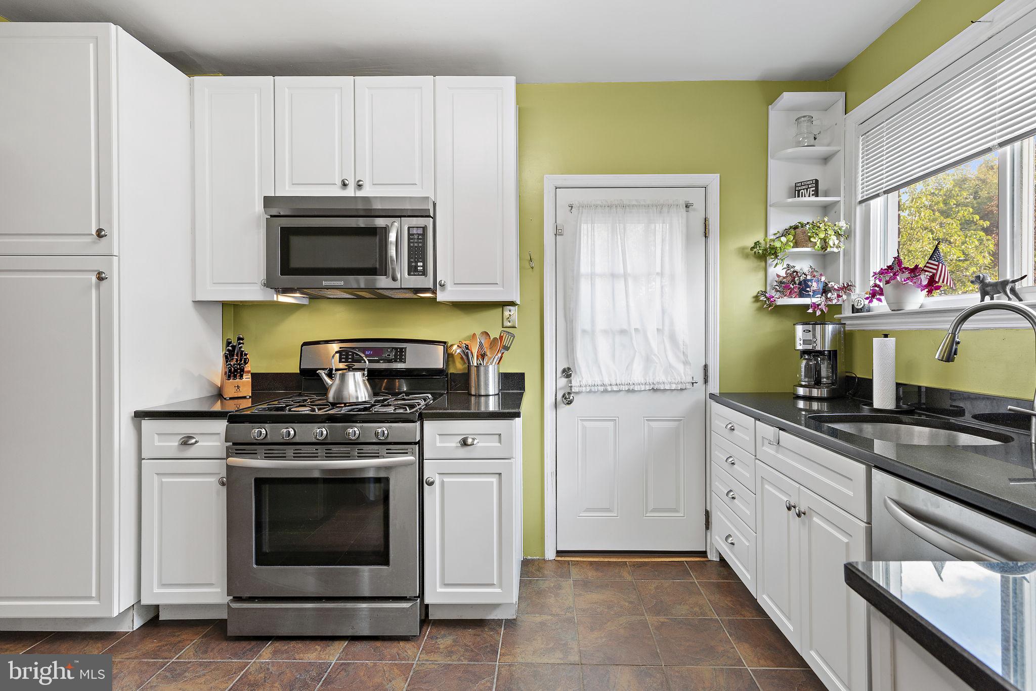 6529 Corkley Road Baltimore, MD 21237 - Photo 10 of 26 Gallery Image 10