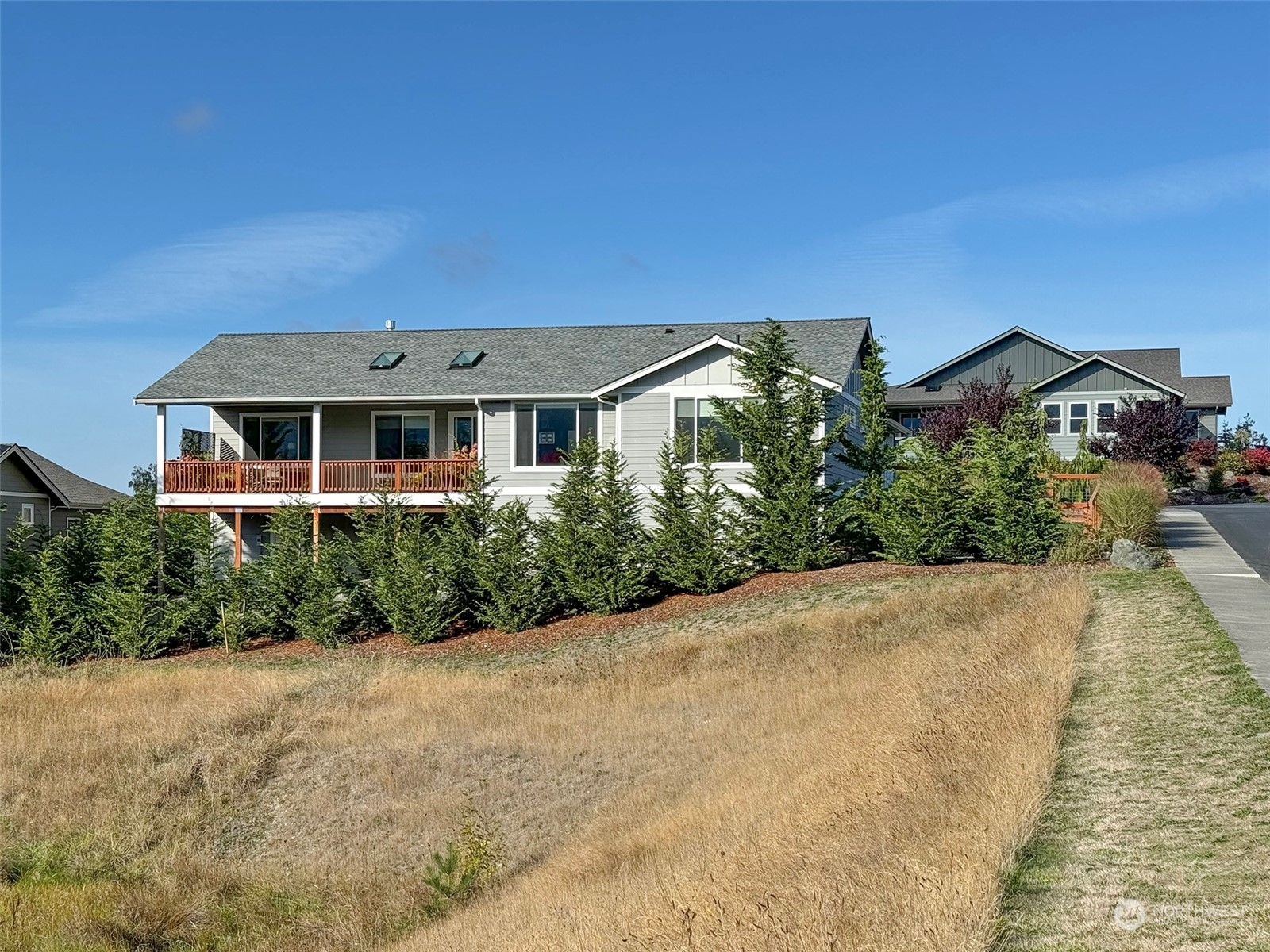 461 Morgison Loop Sequim, WA 98382 - Photo 3 of 40 front view of a house with a yard