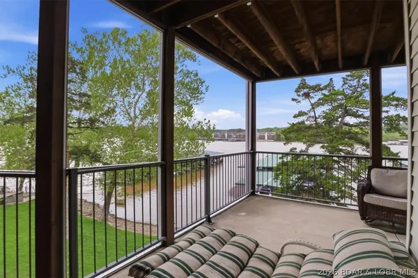 $625,000 | 55 Cedar Green Lane, Unit 3E, Camdenton, MO 65020