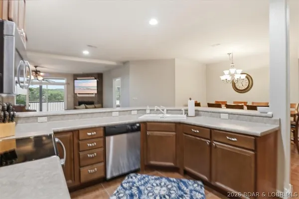 $625,000 | 55 Cedar Green Lane, Unit 3E, Camdenton, MO 65020