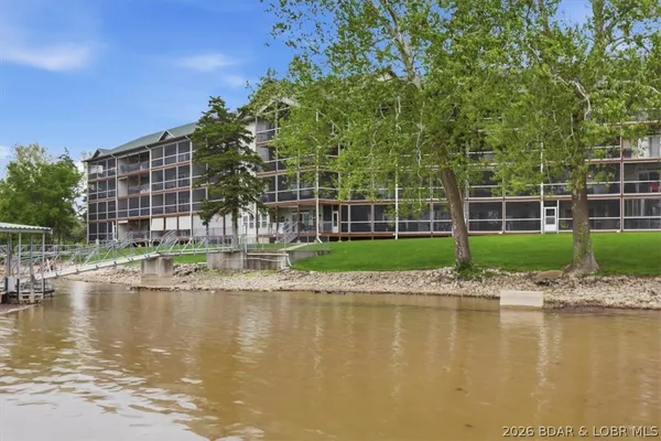 $625,000 | 55 Cedar Green Lane, Unit 3E, Camdenton, MO 65020