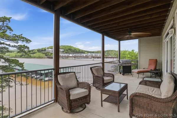 $625,000 | 55 Cedar Green Lane, Unit 3E, Camdenton, MO 65020