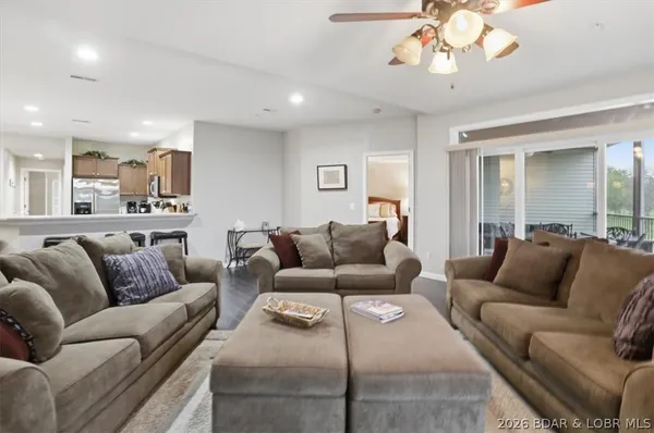 $625,000 | 55 Cedar Green Lane, Unit 3E, Camdenton, MO 65020