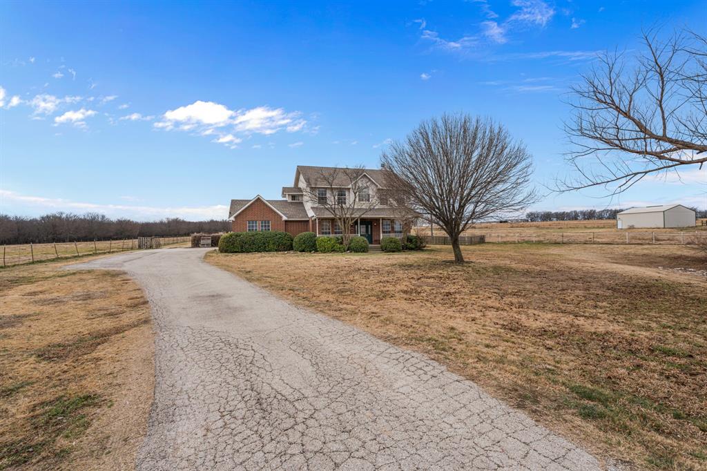12481 Stice Road Krum, TX 76249 - Photo 2 of 40