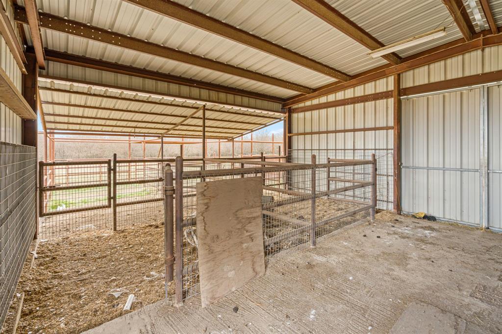 12481 Stice Road Krum, TX 76249 - Photo 28 of 40